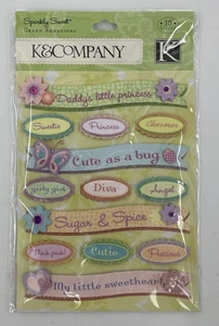 Álbum de recortes con temática de niña K&Company “Palabras y frases brillantes 3D” nuevo en paquete - Imagen 1 de 3