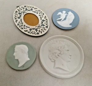 Lot de 4 médaillons divers tailles type WEDGWOOD - Bild 1 von 9