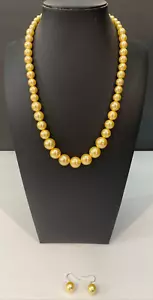 Neu Einzelstrang goldfarbene Perle "LIKE" Halskette und Ohrringe - Bild 1 von 9