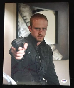 DER MECHANIKER BEN FOSTER AUTOGRAMMIERT 11""x 14"" FOTO PSA DNA ITP 3A98745 - Bild 1 von 1