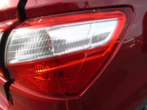 13 LUZ TRASERA EXTERIOR OFFSIDE NISSAN QASHQAI J10 1.6 COCHE DE FRENO 10-13 - Imagen 1 de 4