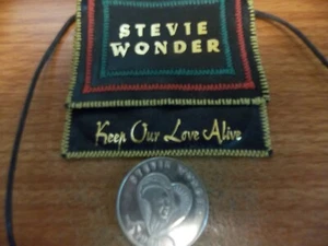 Stevie Wonder -Motown Promo Coin & Pouch "Keep Our Love Alive" 1990 - Picture 1 of 5