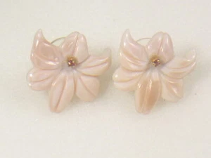 * EARRINGS PIERCED DESIGNER DOLPHIN ORE VINTAGE PINK ACRYLIC DE1640RO - Picture 1 of 4