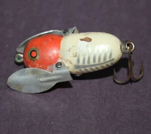 Señuelo de pesca vintage Tiny Crazy Crawler rojo blanco negro retro antiguo - Imagen 1 de 5