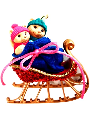 Adorno de recuerdo Hallmark 1994 vintage "Nuestra primera Navidad juntos" ¡BONITO! Foto 1 de 4