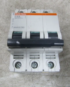 💥MERLIN GERIN MULTI9 C60 6 AMP SCHUTZSCHALTER 3 POLIG 480Y/277 VAC 24536 - Bild 1 von 7