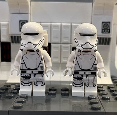Lego First Order Flametrooper Minifigure Star Wars Episode 7 sw0666 Lot of 2 - Image 1 of 2