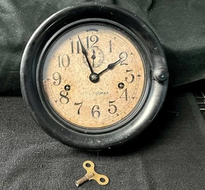 VINTAGE WW11 SETH THOMAS BAKELIT SCHIFFSUHR + SCHLÜSSEL GENAUE ZEIT! ORIGINAL! - Bild 1 von 24