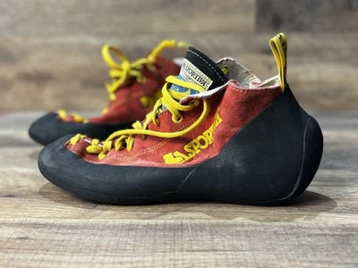 La Sportiva Climbing enduro Rock Climbing Shoes Red Yellow 40.5 Size?? - Image 1 of 4