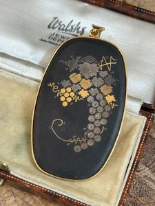 Vintage Amita Japan Pendant Japanese Damascene Gold Plated Bunch of Grapes - Picture 1 of 9