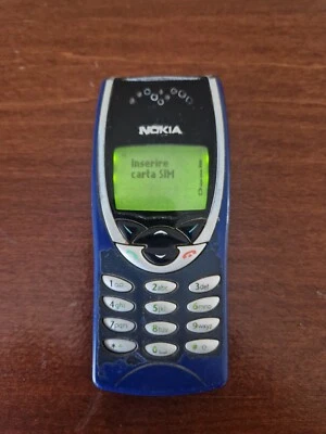 CELLULARE NOKIA 8210 funzionante FACILE DA USARE - Immagine 1 di 3