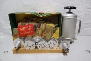 Vintage Mirro Cookie Press Pastry Cooky Aluminum 12 Discs 3 Decorator Tips MORE - Picture 1 of 7