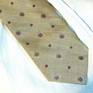 Vintage E UN MULTIPLO di GERARDO All Silk Men's Necktie 52", Olive, Gold - Picture 1 of 12