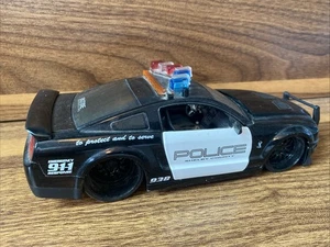 POLICÍA SHELBY GT-500 2007 FORD MUSTANG 1:24 JADA APERTURA CAPÓ, PUERTAS Y MALETERO - Imagen 1 de 6
