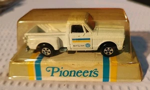 Ertl Pioneers 1:64 - Chevy Truck - Bell System (Vintage) - Bild 1 von 3