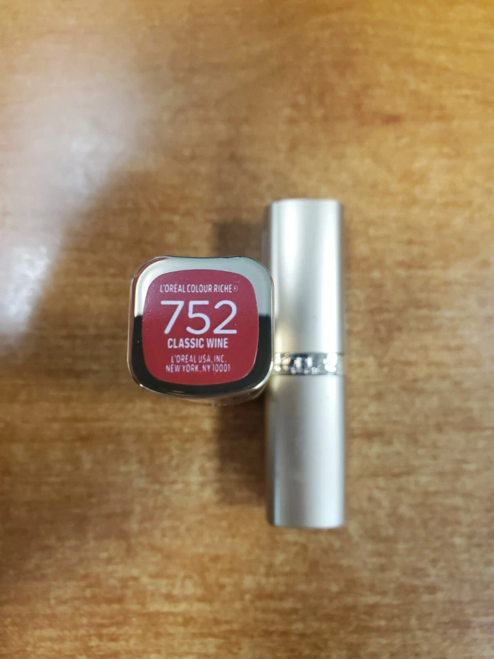 1 Tube Loreal Colour Riche Lipstick 752 Classic Wine Unsealed