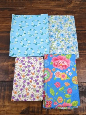 Lot of Fabric, floral, blue, white, pink, purple, orange, 1lb 5oz - Image 1 of 4