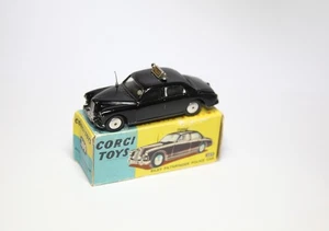 Corgi 209 Riley Pathfinder Police Car In Original Box - Excellent Vintage Model - Picture 1 of 7