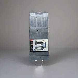 🔴ABB SACE TMAX XT1 H 125A 3P CIRCUIT BREAKER‼️XT1HU3030AYD00GXXX‼️New Takeoff‼️ - Picture 1 of 4