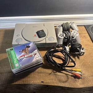 Consola Oficial Sony PlayStation 1 PS1 Lote Completo con Mandos y Juegos - Imagen 1 de 5