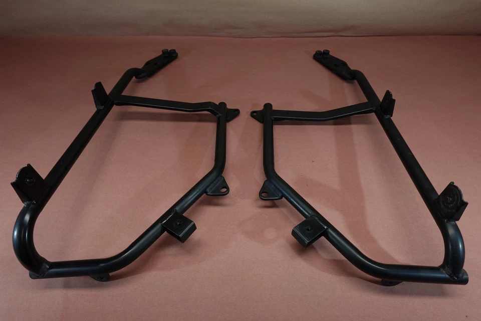 Suportes de montagem de alforje esquerdo direito Yamaha VStar 1300 V Star XVS1300 2007-2015 - Imagem 1 de 4