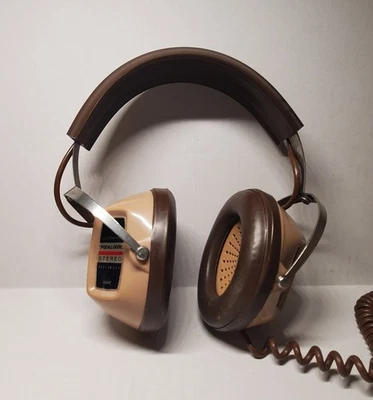 Auriculares estéreo profesionales personalizados realistas de colección Radio Shack Foto 1 de 4