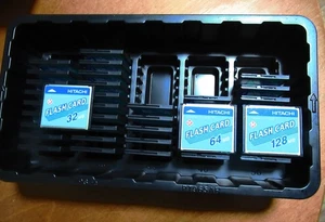 LOT of HITACHI Compact Flash Cards 32-128M - Picture 1 of 4