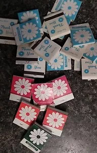 Assorted Hotel/Casino/Restaurant Collectible Matches Match Books-DAISY FLOWERS - Picture 1 of 6