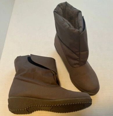 Botas al tobillo Canada ACTIVE 7M impermeables para mujer nuevas sin etiquetas venta al por menor $145 Foto 1 de 4