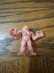 80's M.U.S.C.L.E. Men Kinnikuman Flesh Color 2" Sunigator D Figure #112 Mattel - Picture 1 of 3