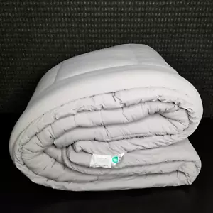 ALLIED HOME BELOW ZERO KING COOLING COMFORTER KING 1727173 KING 106" x 90" GREY - Picture 1 of 6