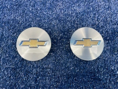 Juego de tapas centrales para llantas Chevrolet Malibu 2016-2024 OEM 9594156 (2 piezas) Foto 1 de 4