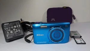 NIKON Coolpix S3600 Digital Compact - 20,1 MP - 8-fach Zoom - Blau - Bild 1 von 19