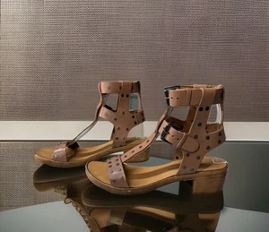 Barbara Barbieri Damen-Ledersandalen Gladiator Nieten Knöchelriemen 7,5 Italien - Bild 1 von 13
