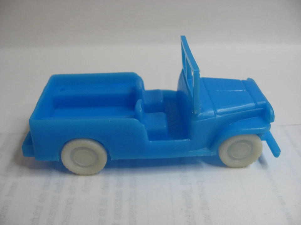 DODGE 4 X 4  PETIT JOUET DE BAZAR ANCIEN EN PLASTIQUE  - Photo 1/1