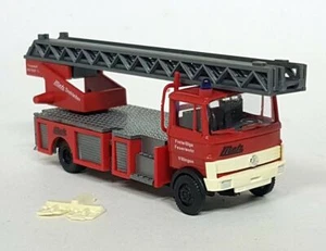 Revell Praline 1/87 HO Scale - 80760 Mercedes Benz LP809F Tiny Fire Engine - Picture 1 of 5