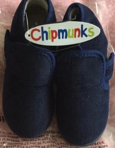 CHIPMUNKS MARINEBLAUE JUNGEN SLIPPER GRÖSSE 6 & 7 KLETTVERSCHLUSS ZUR STÜTZE DER FÜSSE VON KLEINKINDERN. - Bild 1 von 5