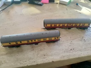 Triang Trains British Rail coaches Maroon and Cream - Picture 1 of 5