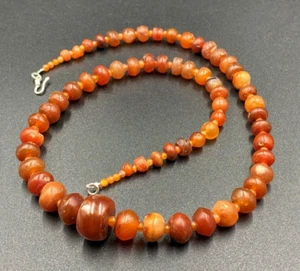 Antiguo collar de cuentas antiguas gemas de cornalina del Himalaya nepalí tibetano Dzi - Imagen 1 de 12