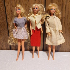 Konvolut 3 1966 Barbie Puppen 1966 Malaysia Indonesien mit 60er Outfits Twist n Turn - Bild 1 von 14