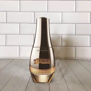 *La 30ML M*er Genaissance The Serum Essence Anti-Faltenprodukte Produktdetai - Bild 1 von 6