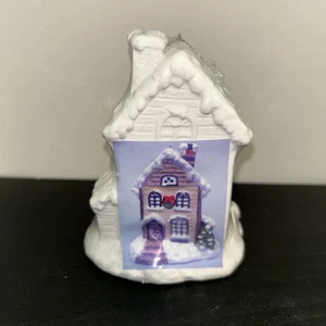 Ceramic Ready To Paint Christmas House Hanging Ornament New - Picture 1 of 8