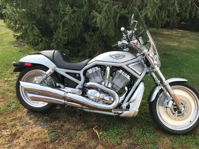 2003 Harley-Davidson V-ROD  - Image 1 of 4