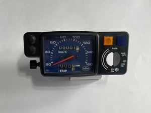 KTM LC4 Tacho Kilometerzähler Drehzahlmesser + Armaturenbrett & Halterung - Bild 1 von 2