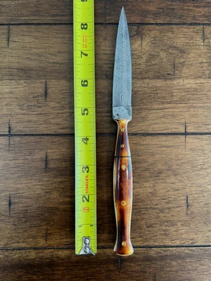 CUSTOM HANDMADE DAMASCUS BURNT BONE DAGGER KNIFE WITH PREMIMUM LEATHER SHEATH - Image 1 of 4