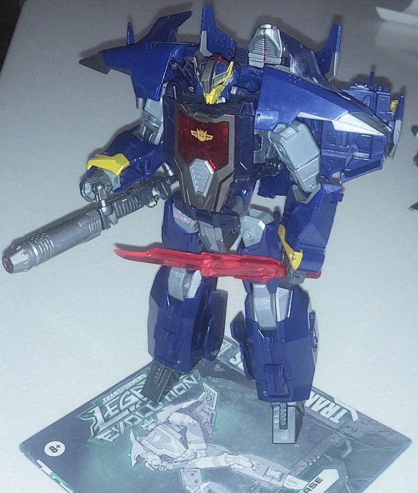 Transformers Generations Legacy DREADWING Complete evolution Universe Leader - Image 1 of 4