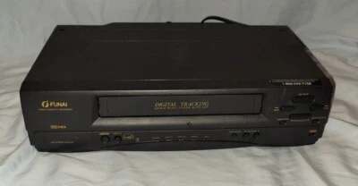 Reproductor y grabador de casete de video VCR VHS Funai F220LB de colección probado  Foto 1 de 4