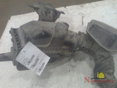 2014 Mazda CX-9 Air Cleaner - Image 1 of 4