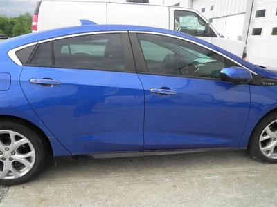 Conjunto puerta delantera derecha Chevrolet Volt 2016-2019 azul 64720 6399 Foto 1 de 4
