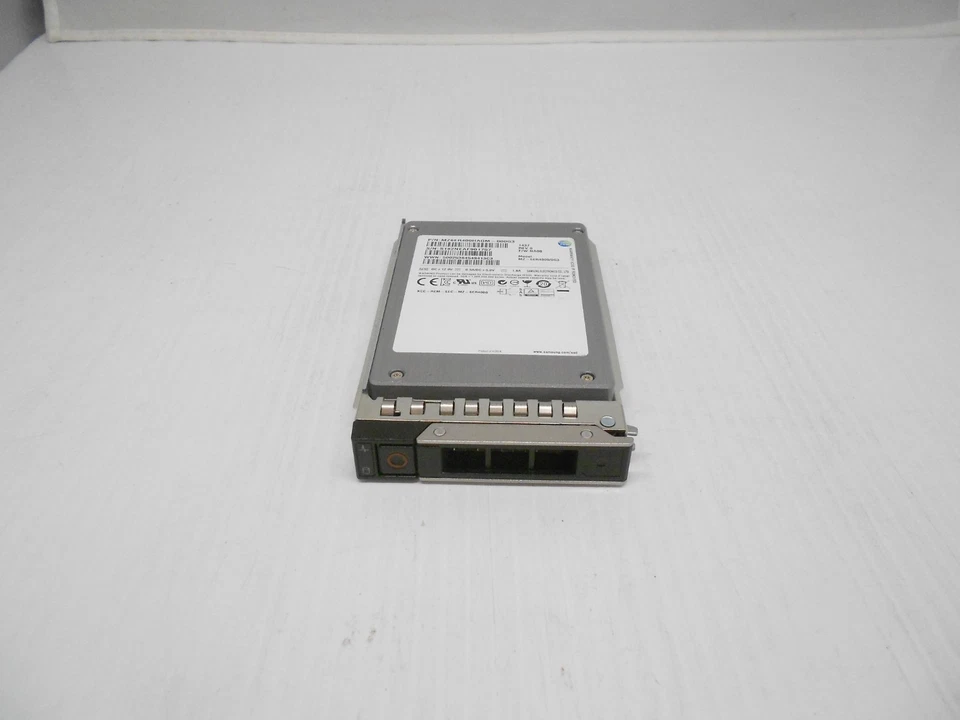 DISCO DURO SAMSUNG 400GB SSD SAS 2.5" 6G COMPATIBLE CON SERVIDOR DELL R540 R640 R740 R740XD Foto 1 de 1